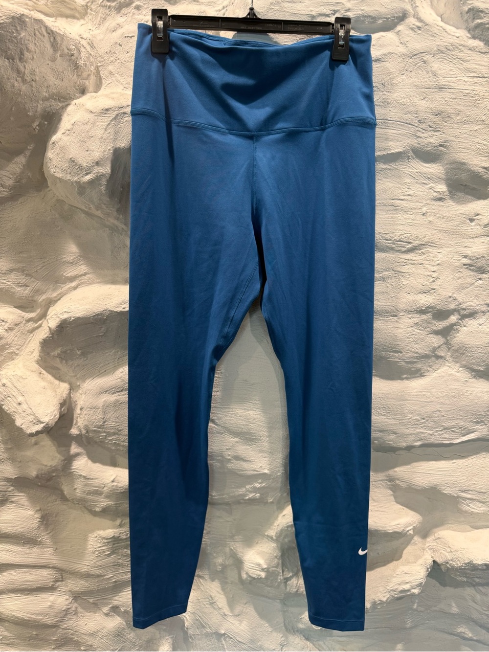 Nike Women’s Blue Dri-Fit Legging Size Large